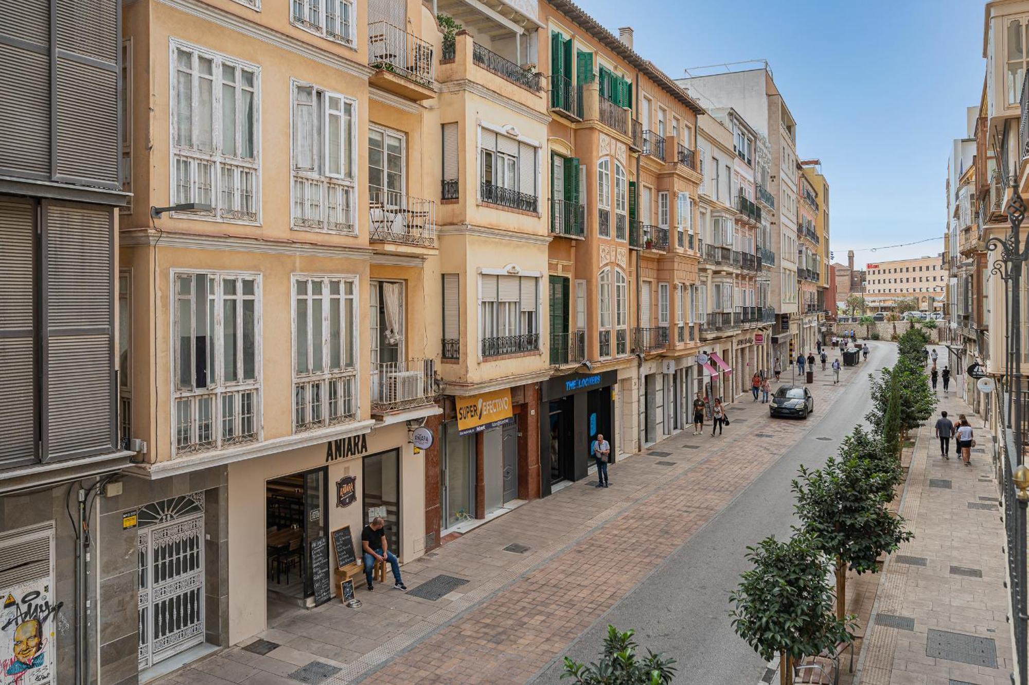 Dona Elvira Carreteria Apartment Malaga Exterior photo