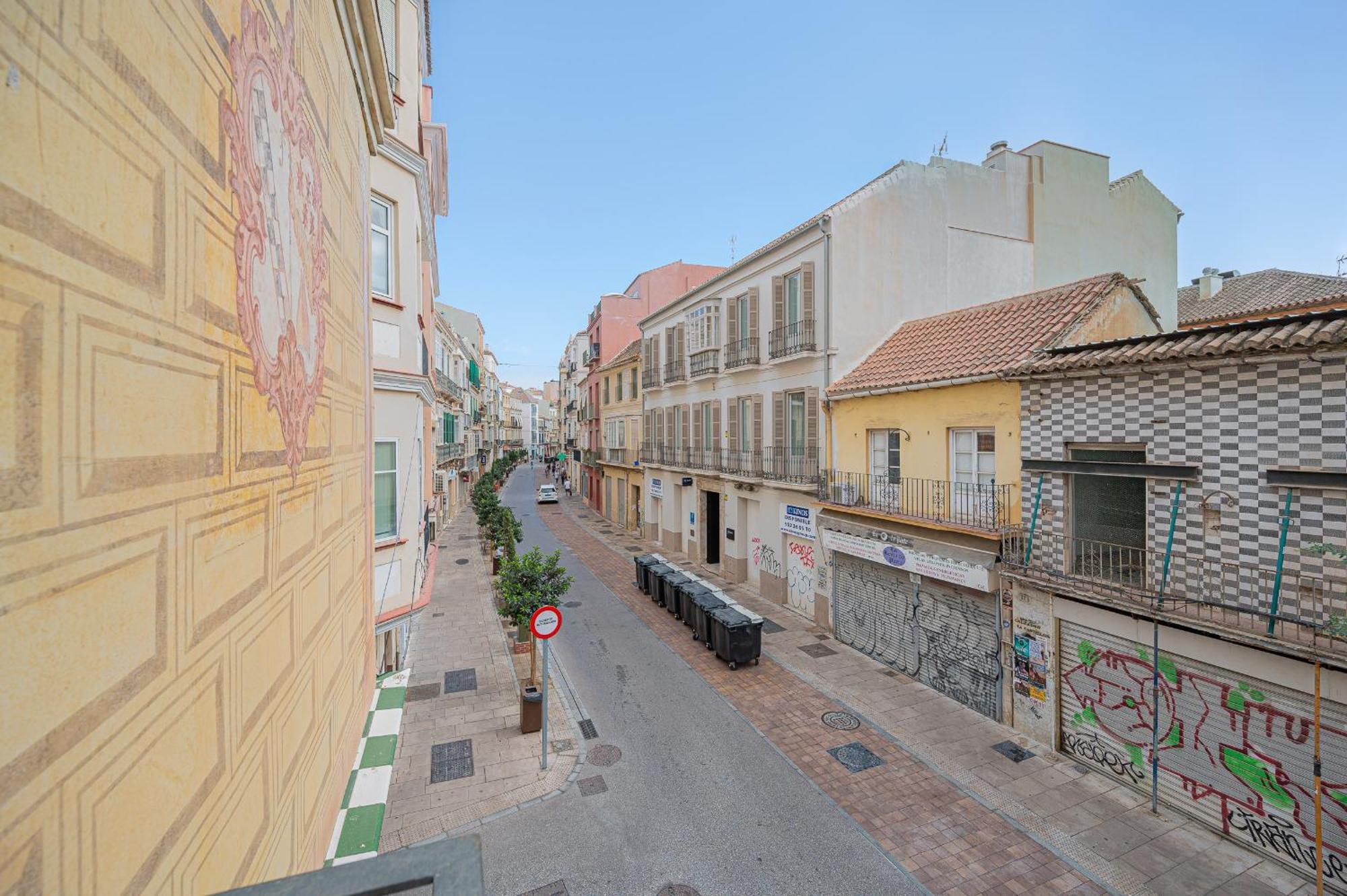 Dona Elvira Carreteria Apartment Malaga Exterior photo