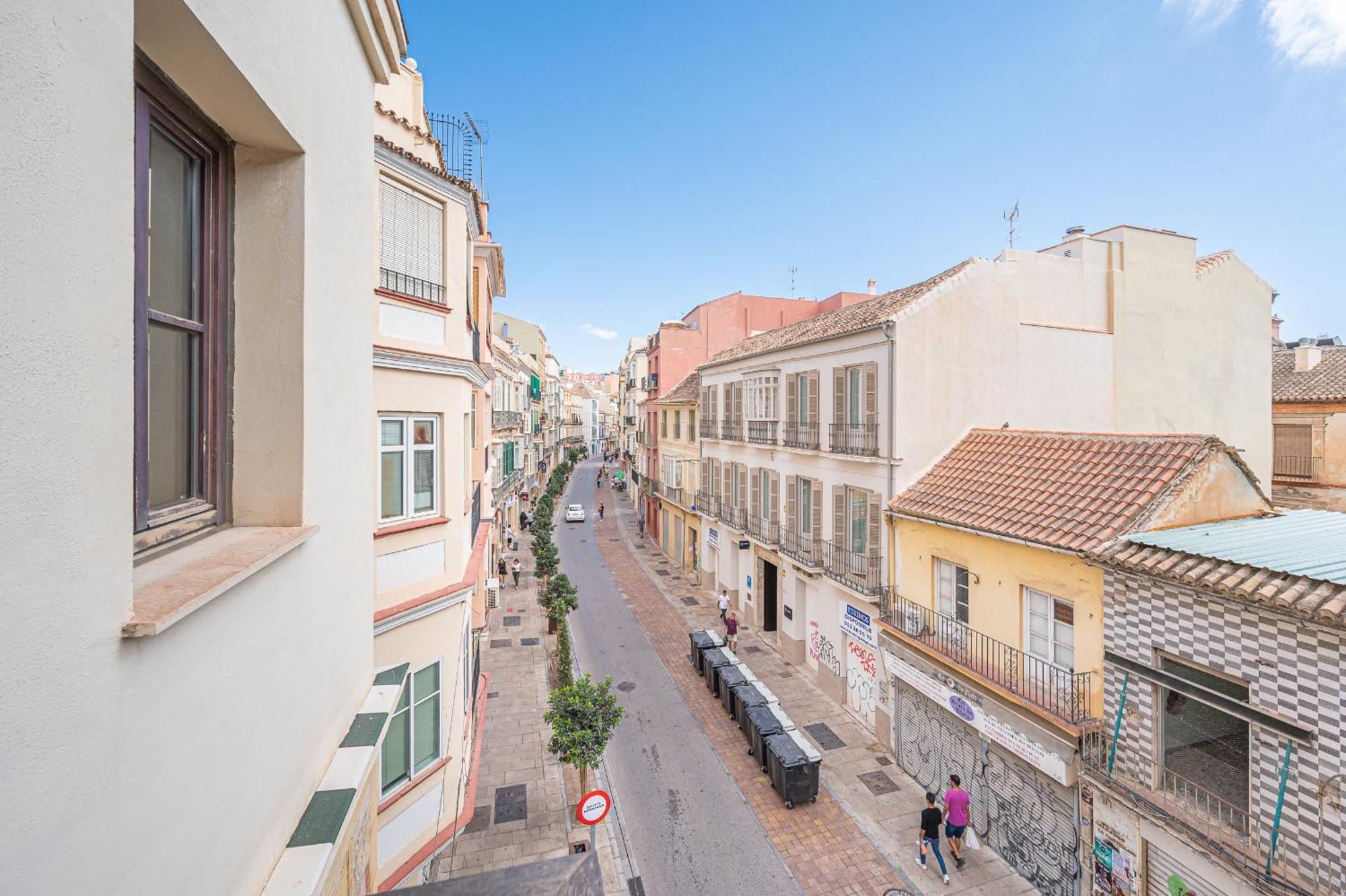 Dona Elvira Carreteria Apartment Malaga Exterior photo