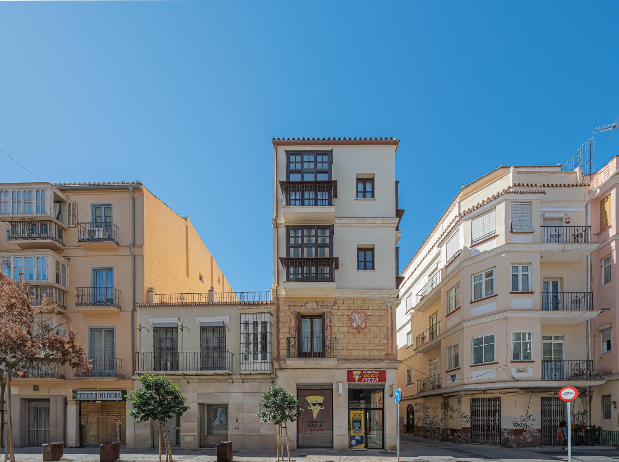 Dona Elvira Carreteria Apartment Malaga Exterior photo